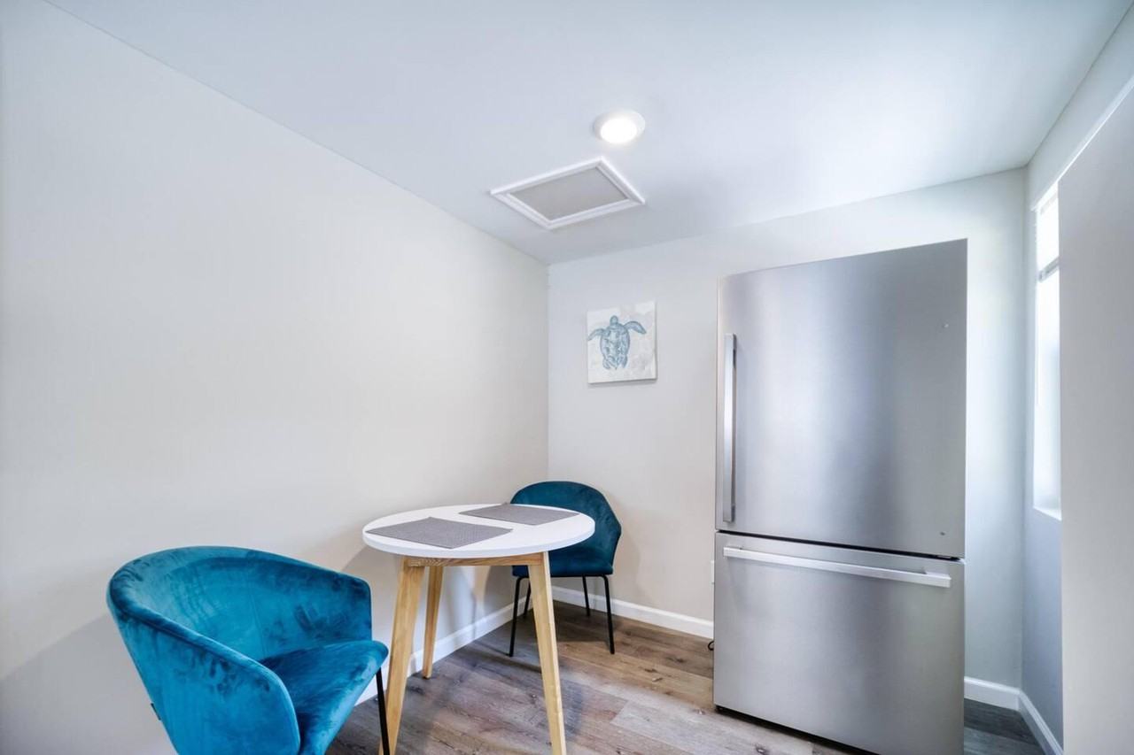 832 Mikael Ave - Photo 2 of 10