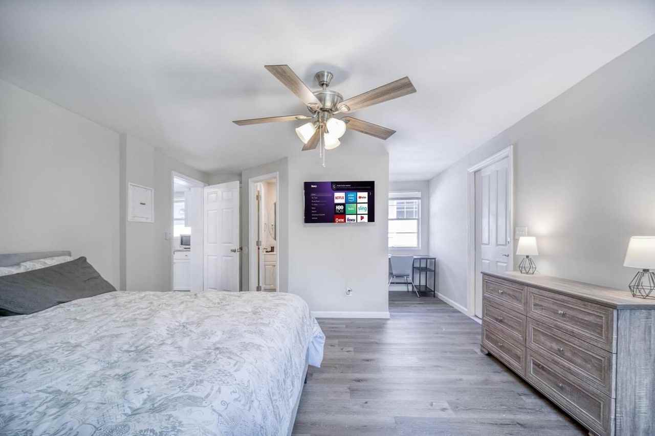 832 Mikael Ave - Photo 4 of 10
