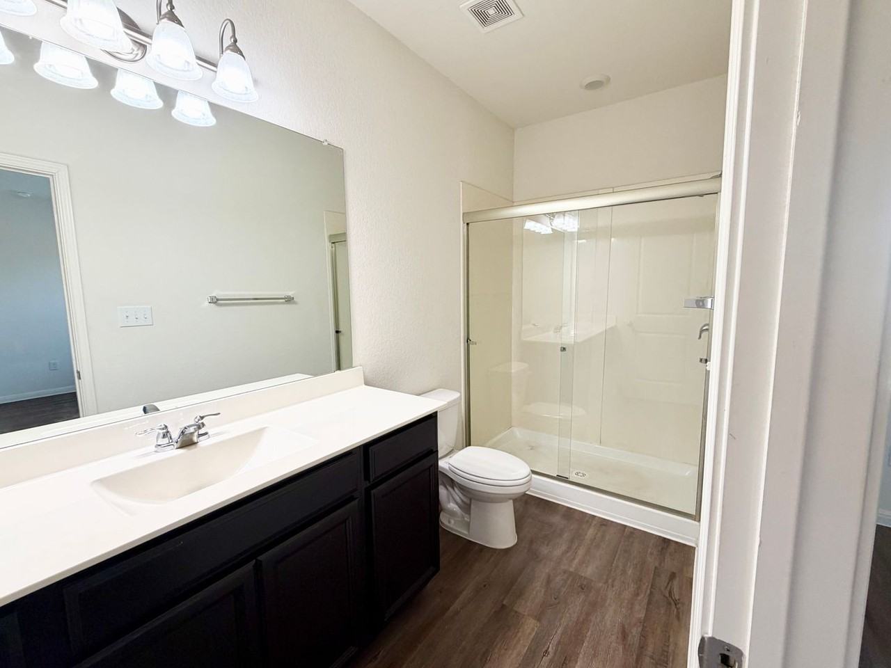 360 Bell Rings Dr - Photo 5 of 10