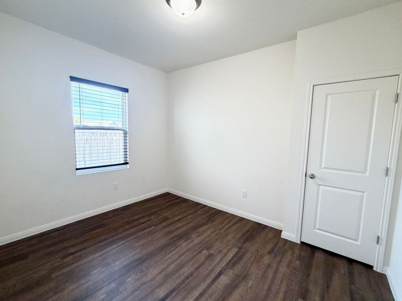 360 Bell Rings Dr - Photo 7 of 10