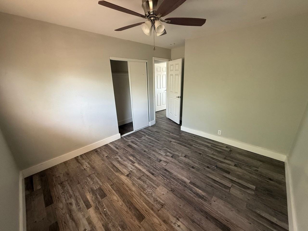 3930 W Old Bingham Hwy - Photo 5 of 13