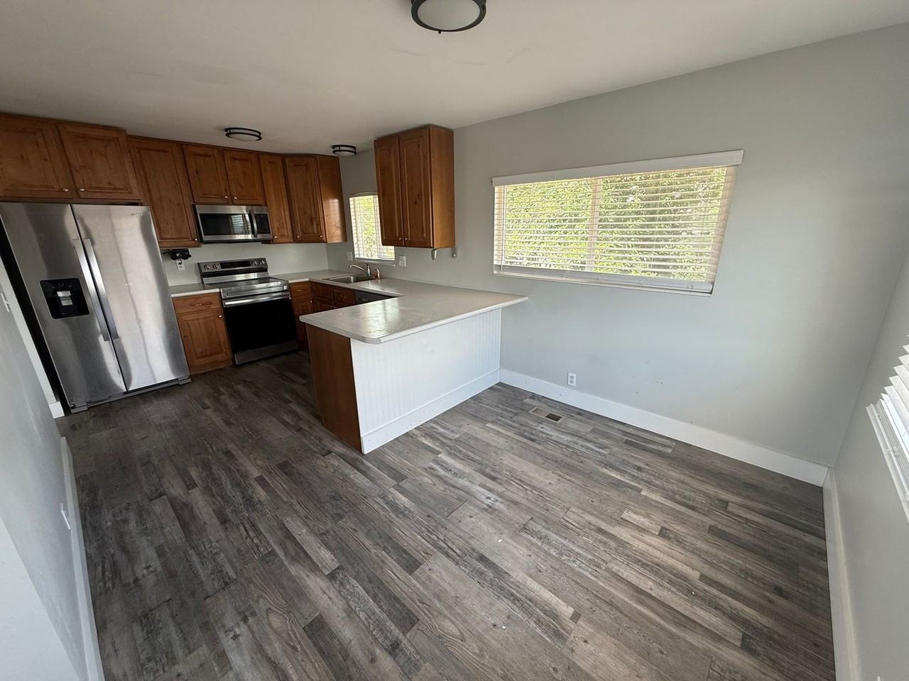 3930 W Old Bingham Hwy - Photo 6 of 13
