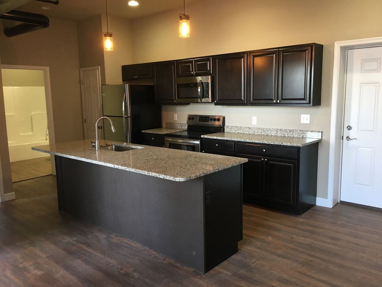 Flats on Sigsbee - Photo 2 of 16