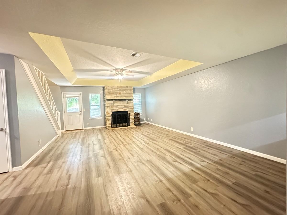 905 Rambling Oaks Dr #1 - Photo 2 of 20