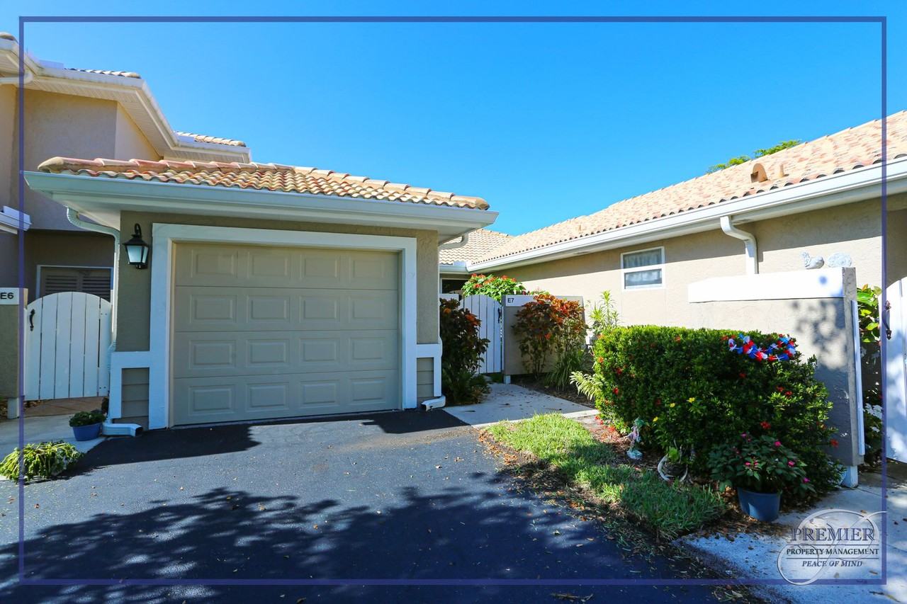402 Emerald Bay Cir #E7 - Photo 5 of 50
