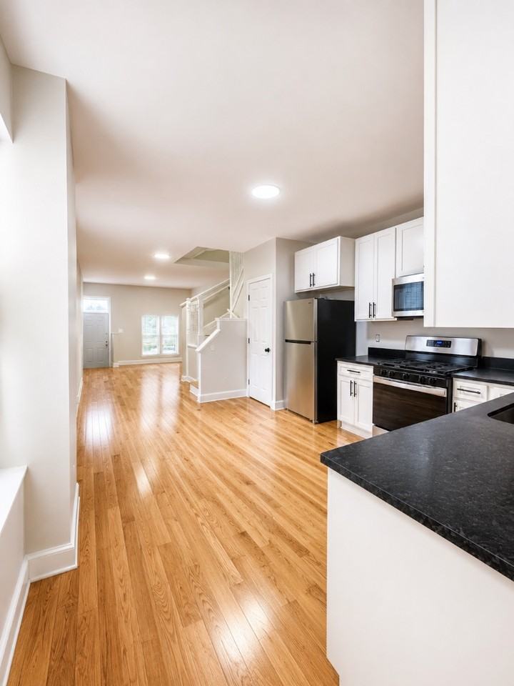 2501 E Fayette St - Photo 2 of 20