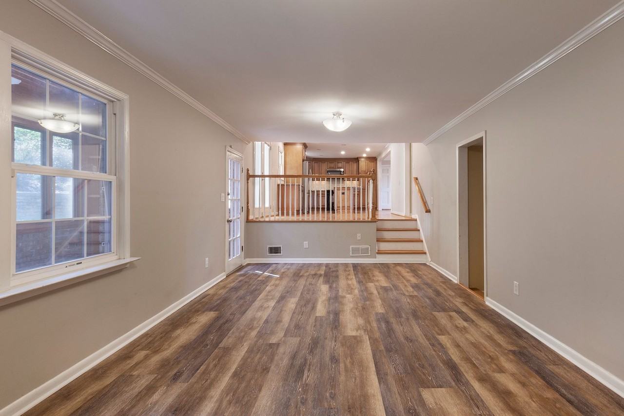 3741 Fox Glen Ct Ne - Photo 5 of 33