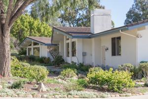 featured image of 1082 Via Los Padres