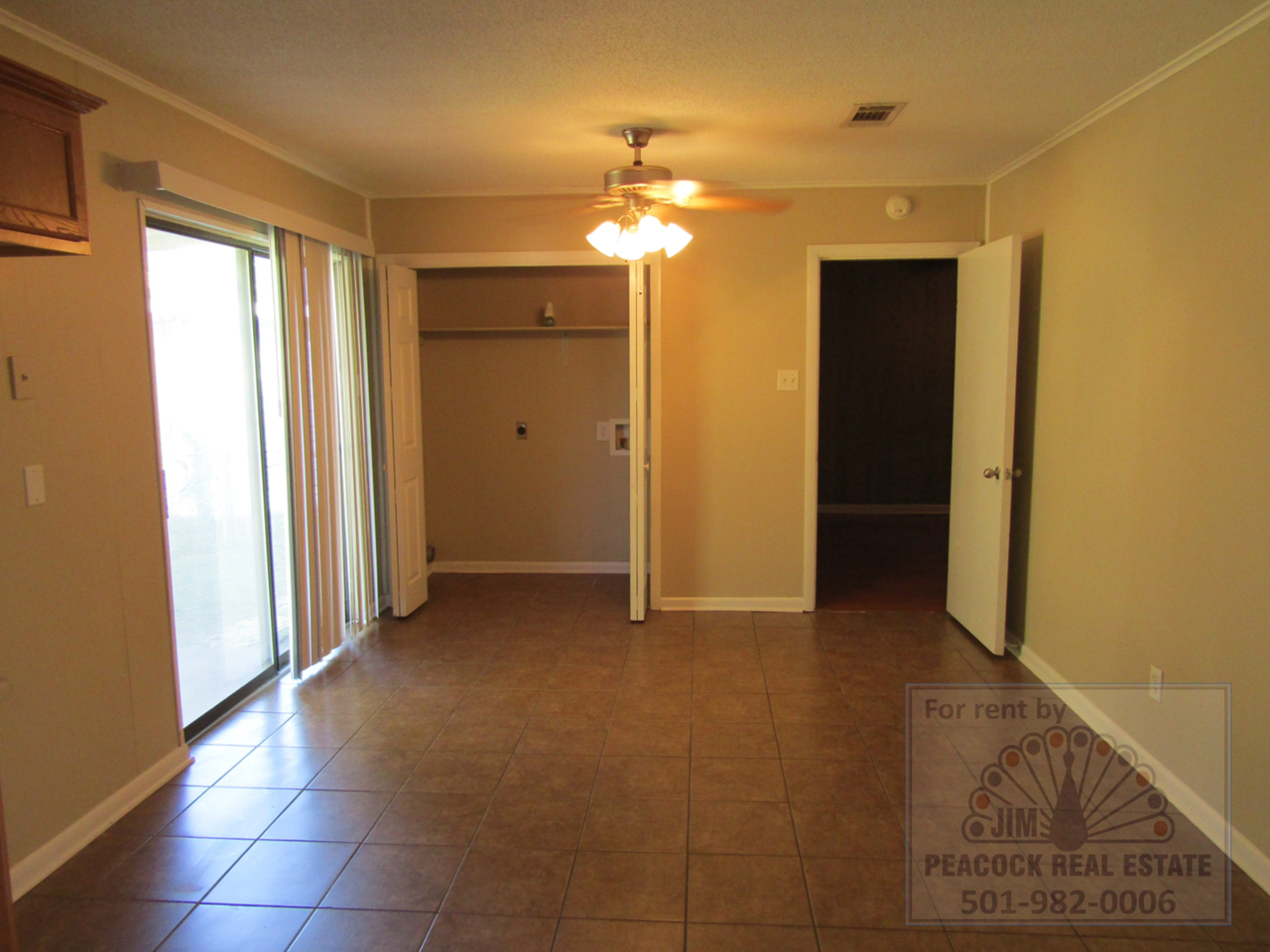 3022 Hines Dr - Photo 4 of 11