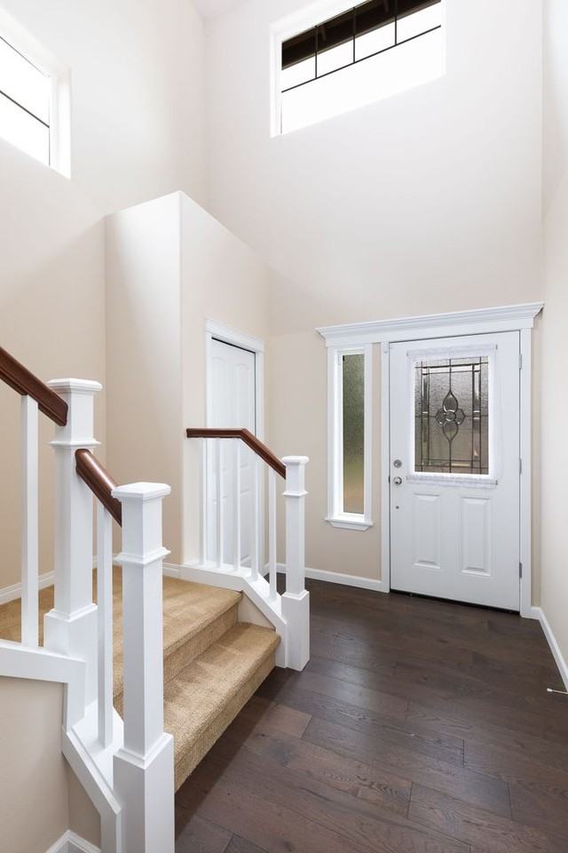 231 161st Pl Se - Photo 2 of 20