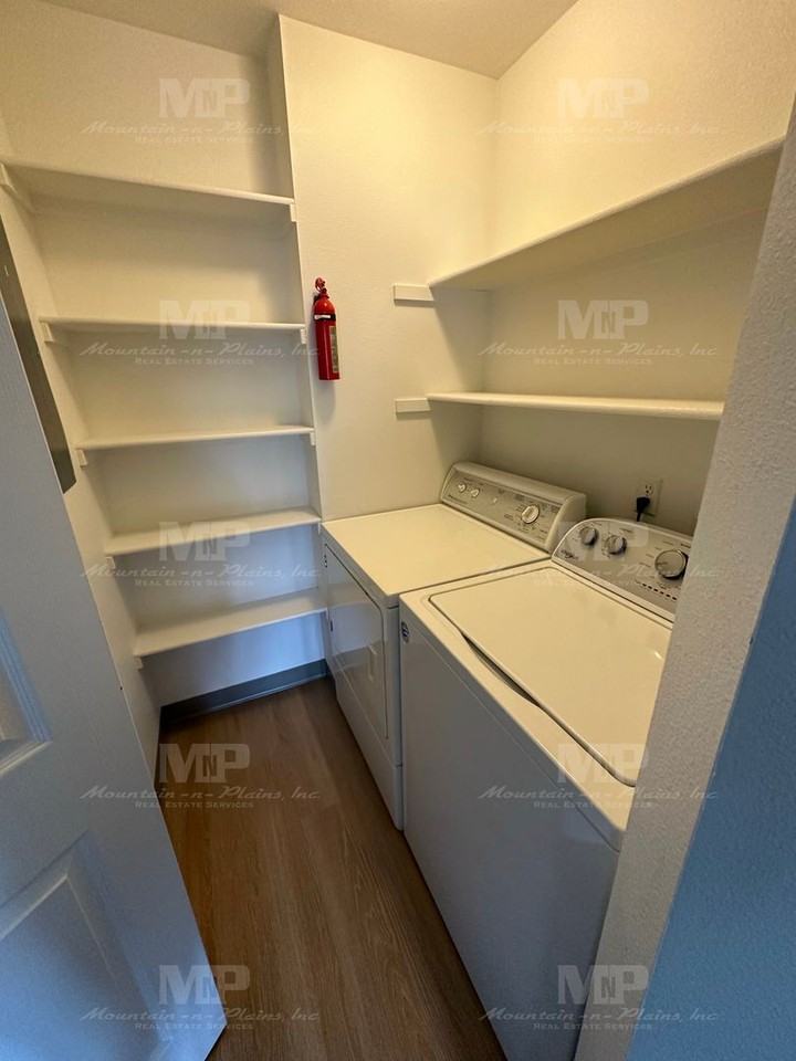 4545 Wheaton Dr Unit F240 - Photo 4 of 11