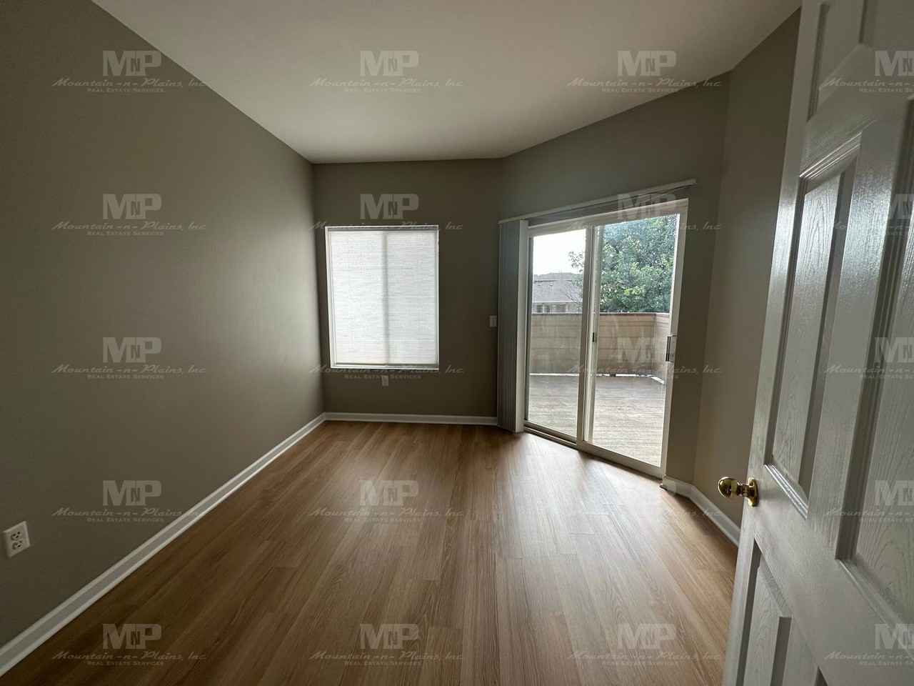 4545 Wheaton Dr Unit F240 - Photo 7 of 11