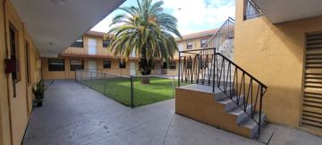 featured image of 34 E 21st St