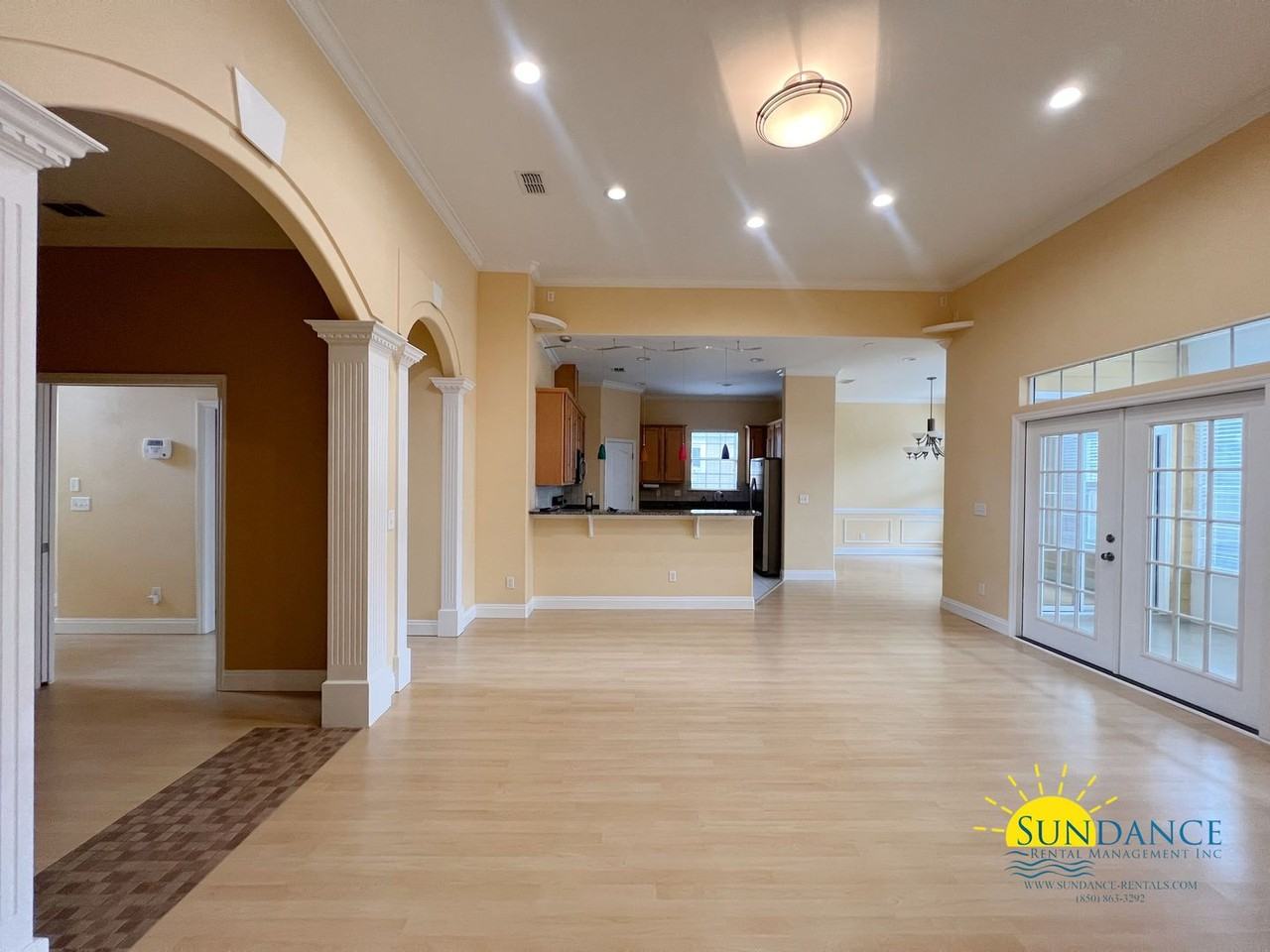 1548 Venice Ave - Photo 7 of 24