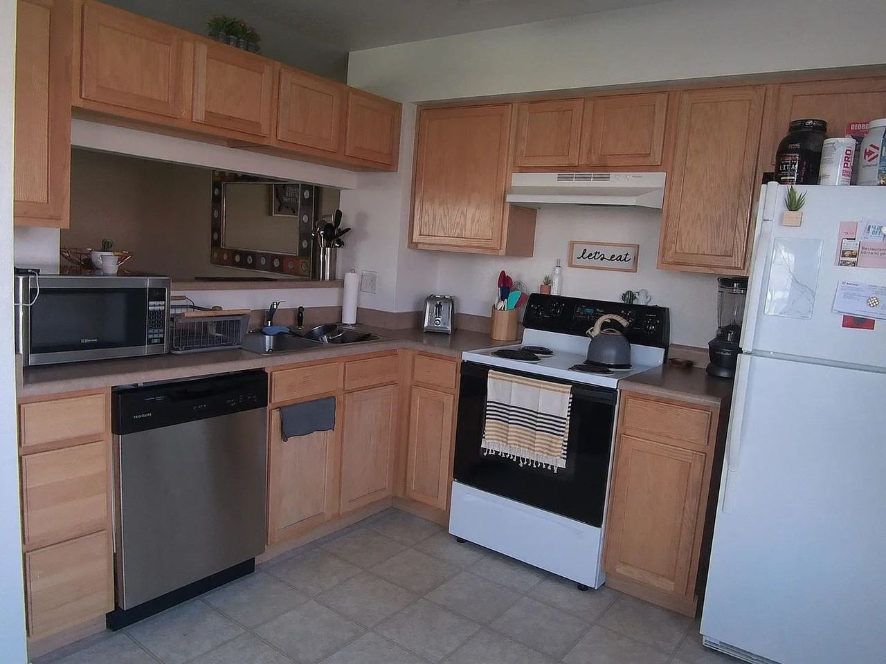 3051 Sage Creek Rd #E29 - Photo 5 of 11