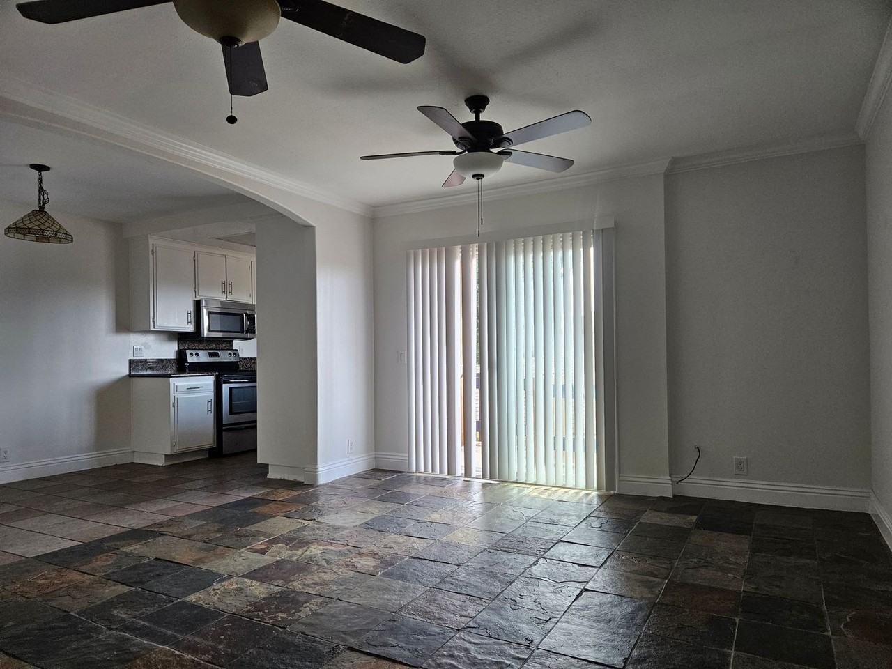 1231 Pennsylvania Ave - Photo 3 of 6