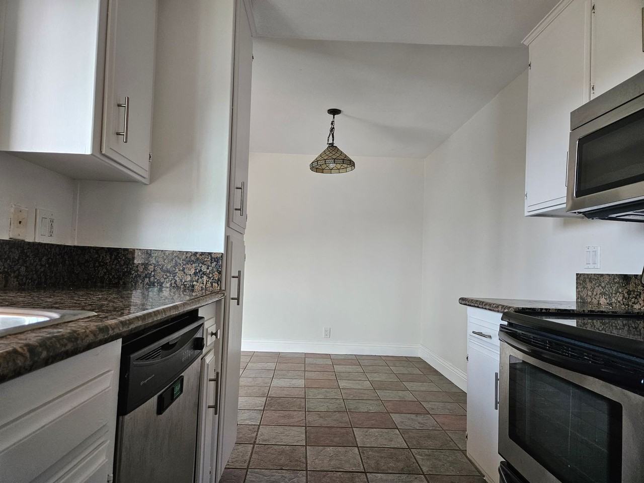 1231 Pennsylvania Ave - Photo 5 of 6