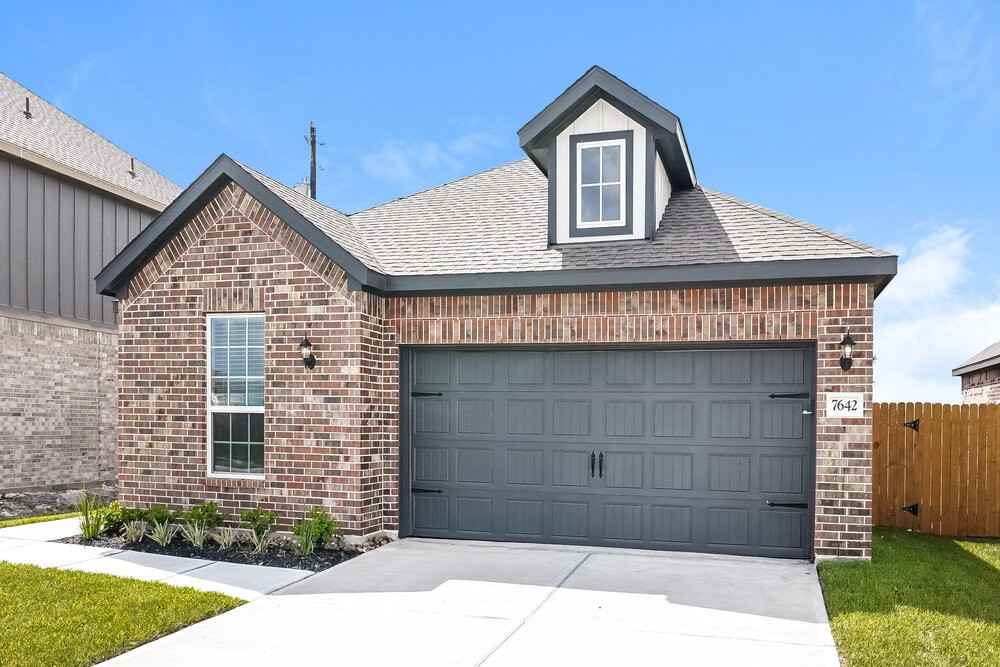7642 Tipton Meadow Way - Photo 3 of 16
