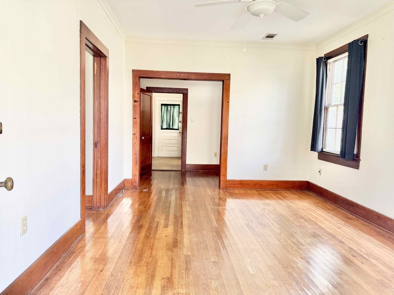 2554 Zeeland Ave #1 - Photo 3 of 11