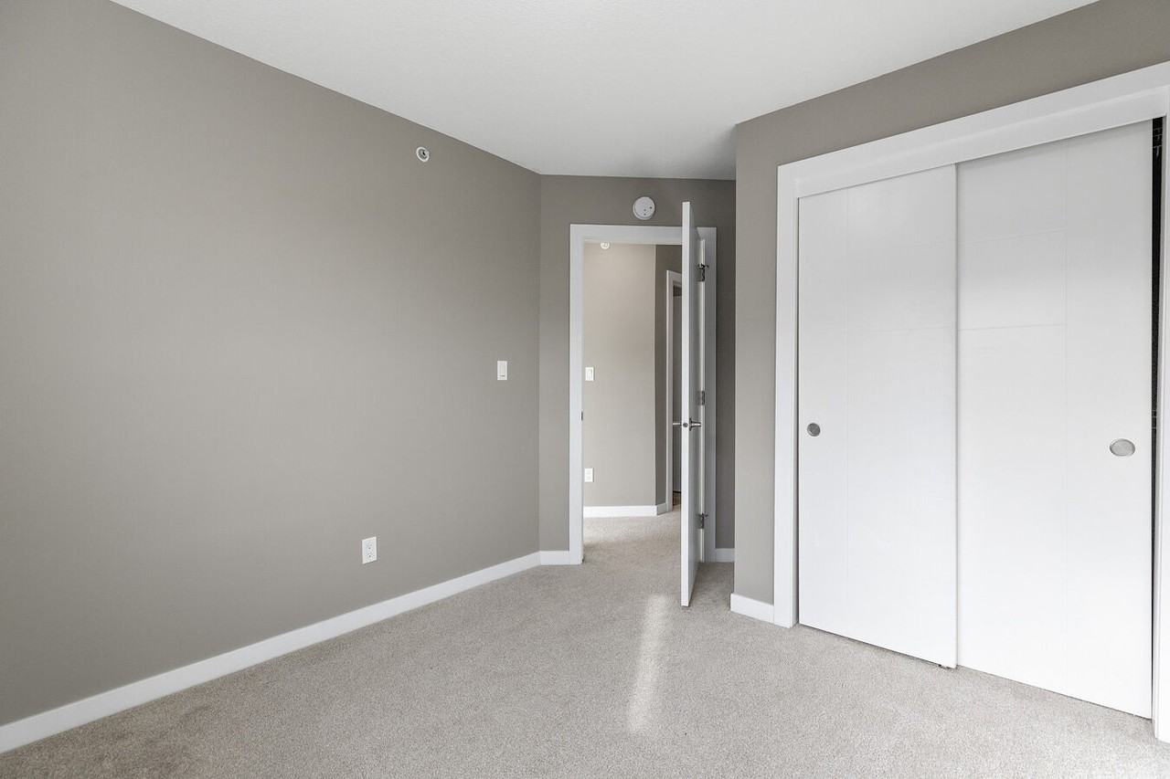 1631 Hammond Cres Nw #19 - Photo 5 of 21