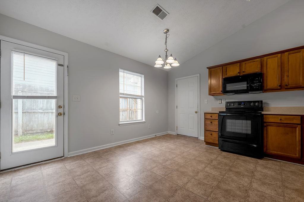 660 Morgan Hills Dr #1 - Photo 2 of 38