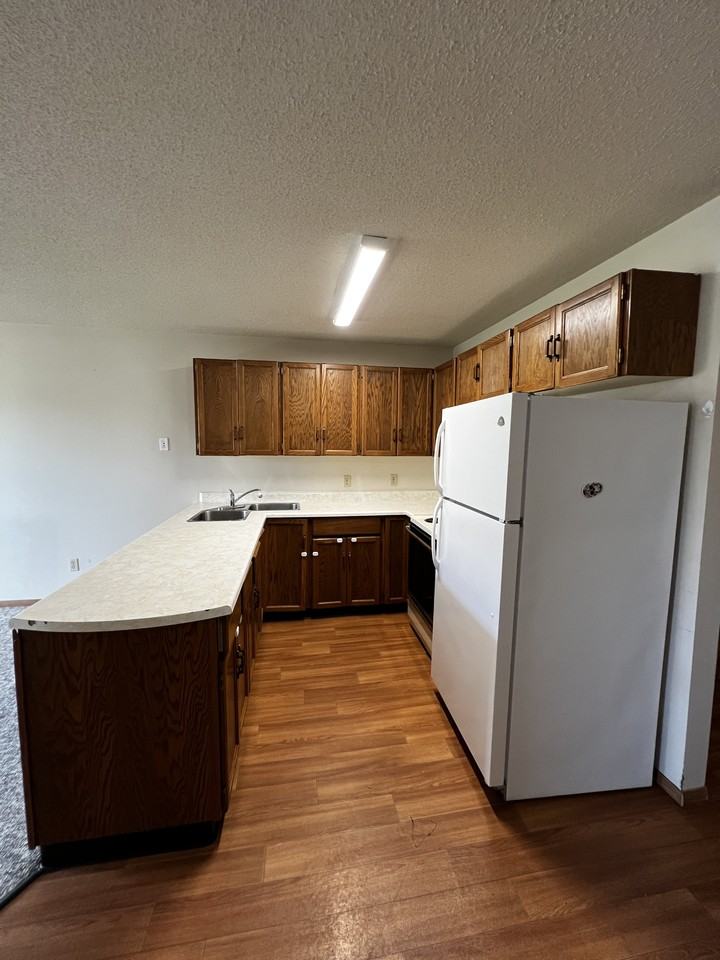 5013 50 St - Photo 6 of 36