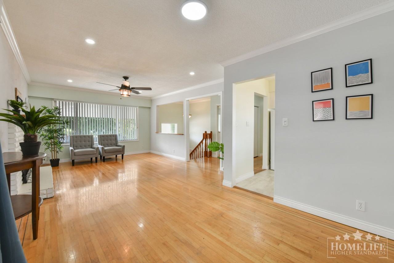 8336 110 St - Photo 7 of 50