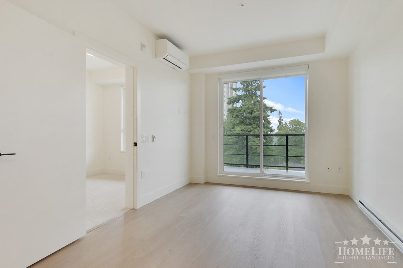 10065 133 St - Photo 6 of 40