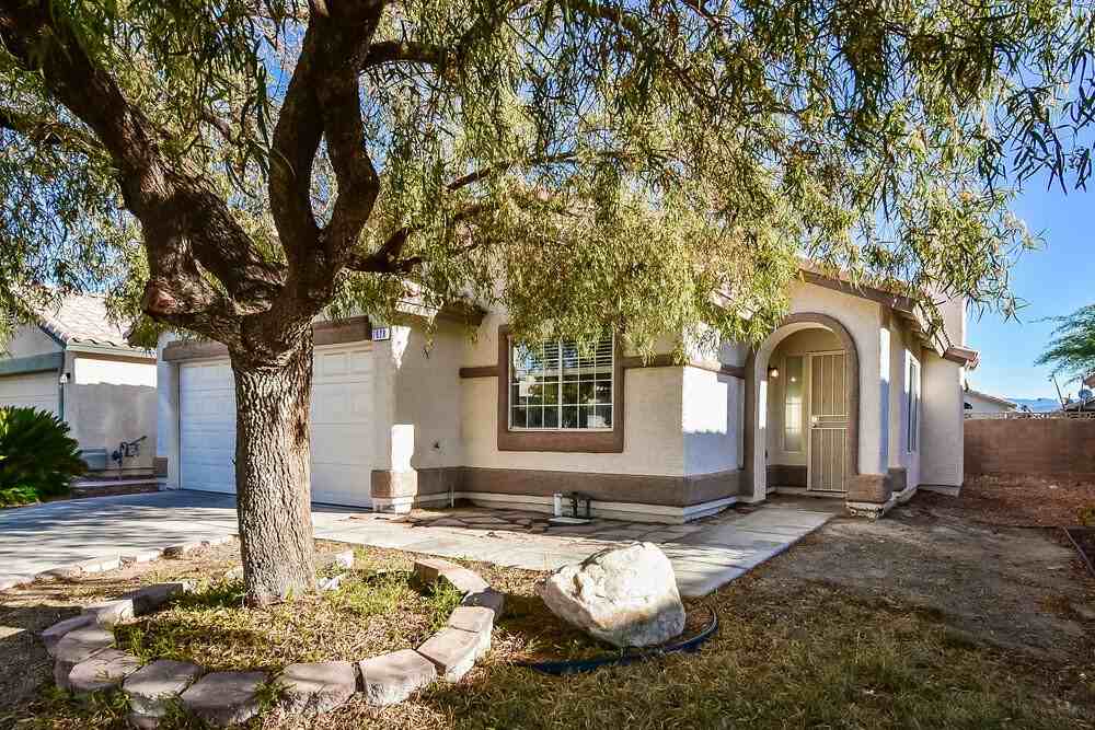 7028 Village Shore Ct - Photo 3 of 15
