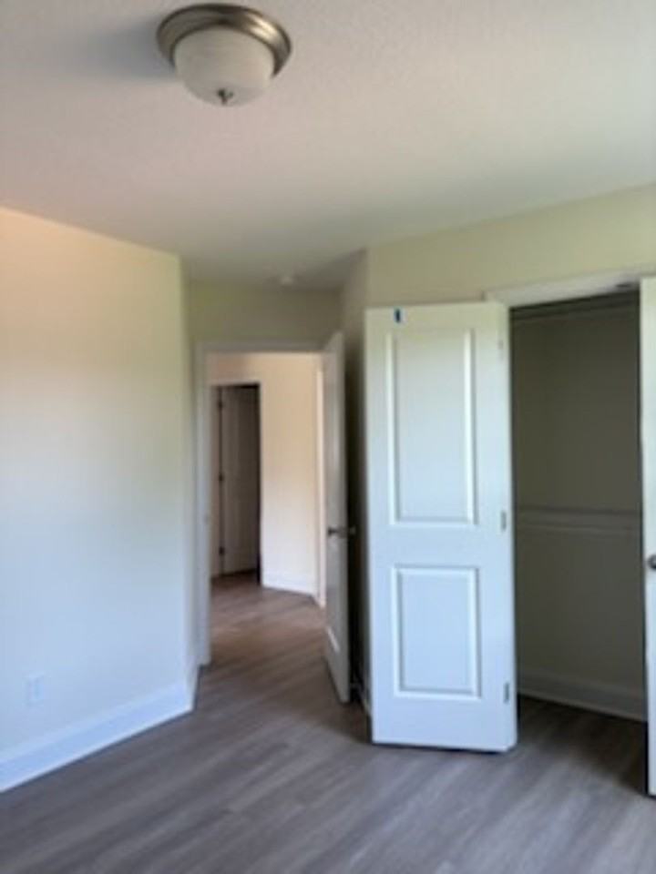 7310 Bonnie Marie Way - Photo 6 of 17
