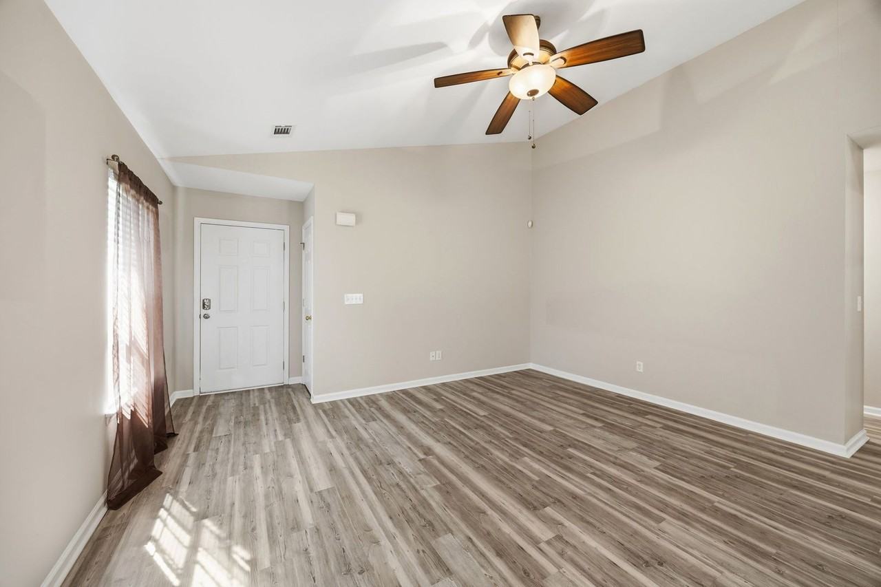 8765 Mahi Mahi Way - Photo 5 of 49