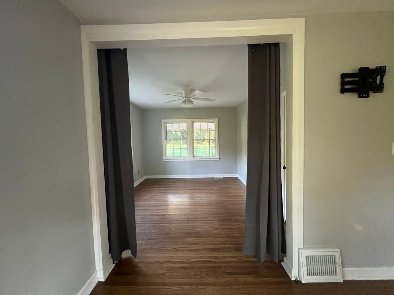3719 E Elmwood Dr - Photo 4 of 40