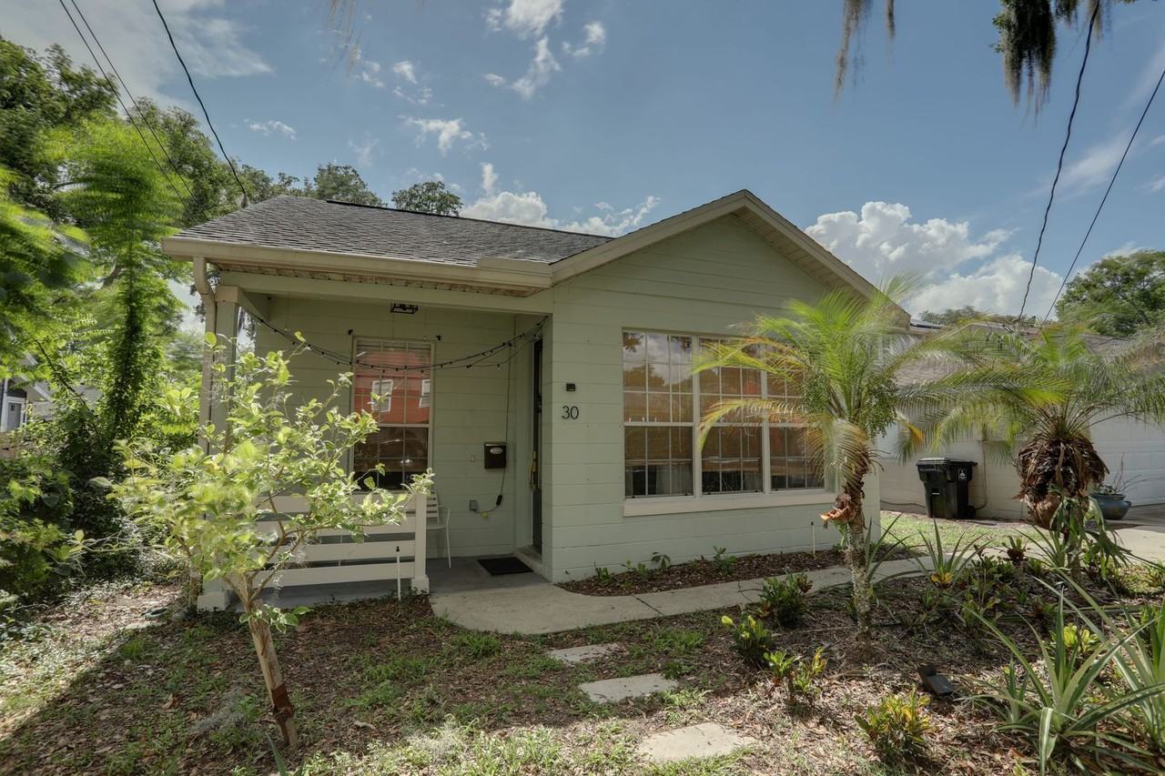 30 N Lawsona Blvd - Photo 2 of 12