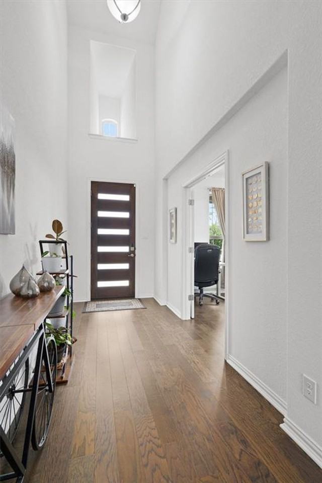 13517 William Tyler Way - Photo 3 of 37