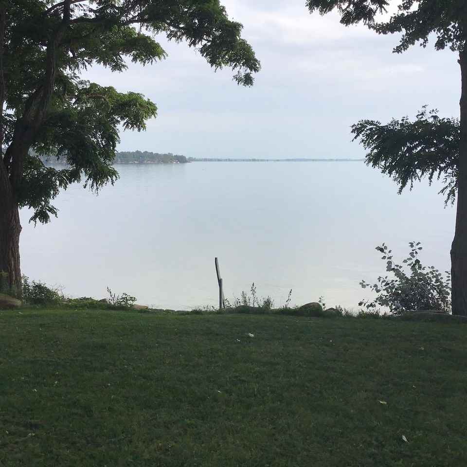 148 148 Westshore Rd - Photo 3 of 11
