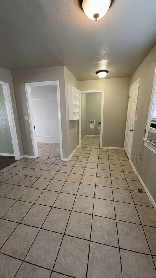 350 E Cottonwood Ave - Photo 6 of 12