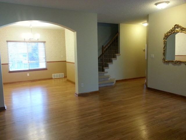 2025 Bramblwood Ln - Photo 3 of 12