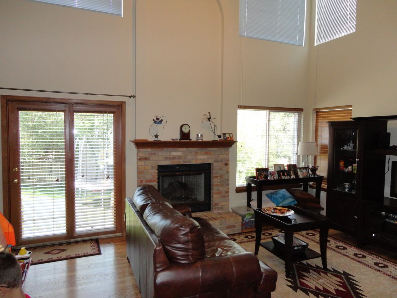 2025 Bramblwood Ln - Photo 5 of 12
