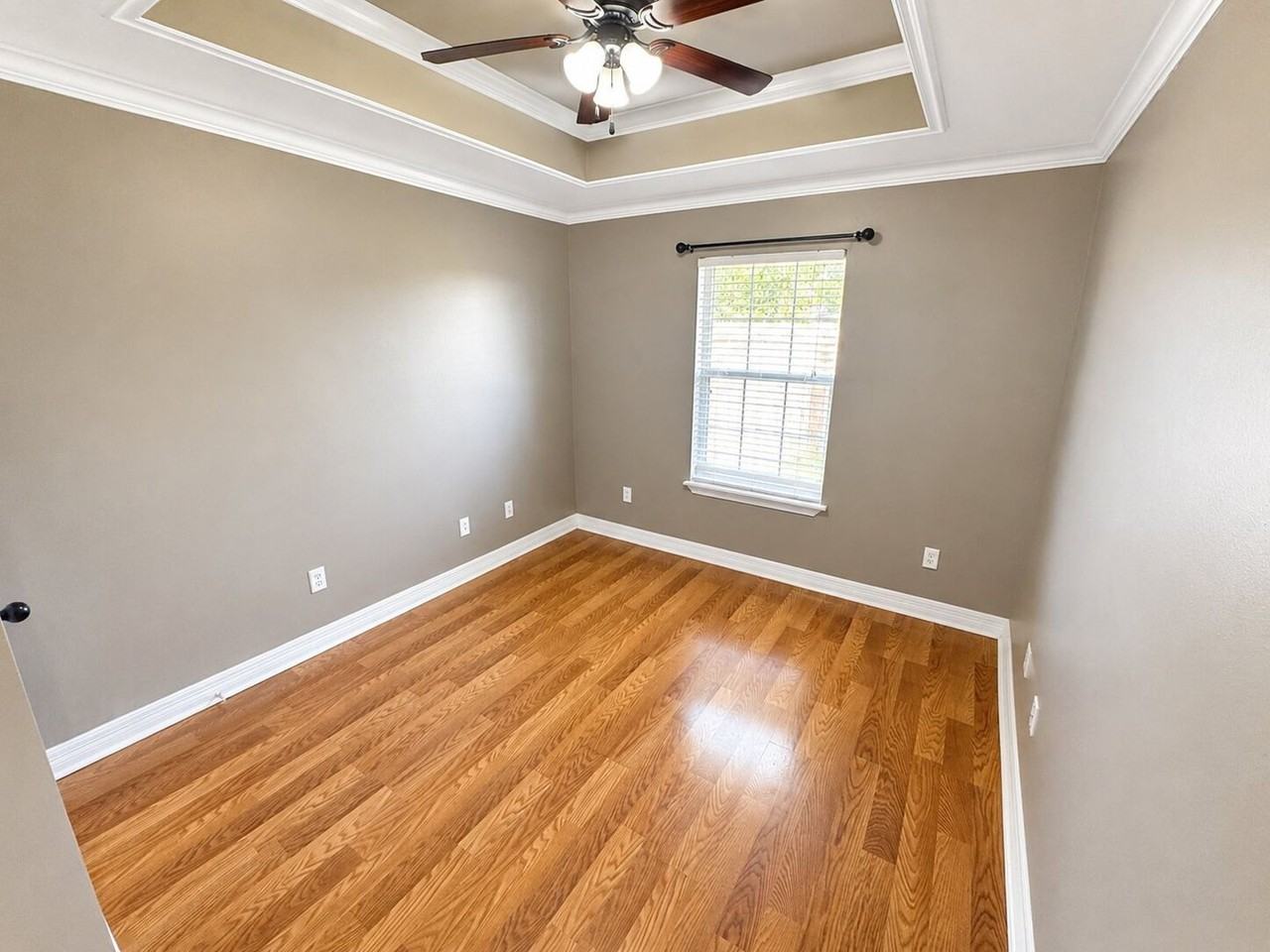 4806 Putters Ln - Photo 6 of 8
