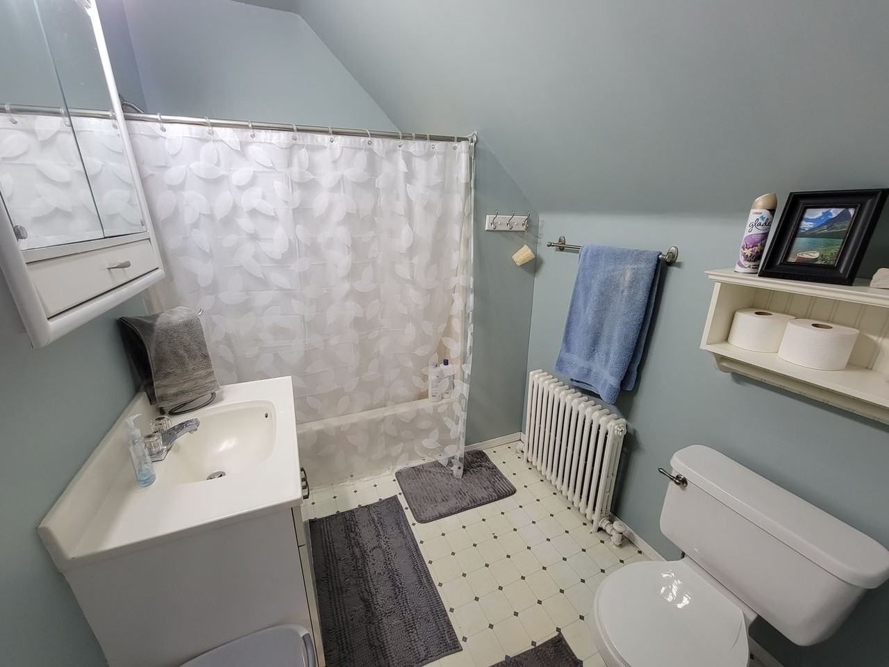 523 N 23rd Ave W - Photo 7 of 20