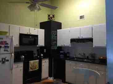 1052 Oakcrest Dr - Photo 7 of 18