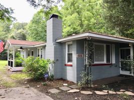 featured image of 606 N Maple St