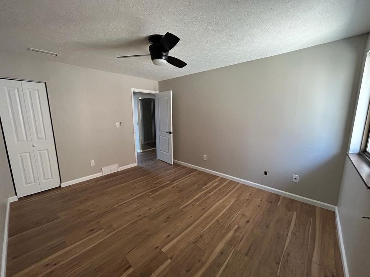 11085 Lake Ave - Photo 7 of 20