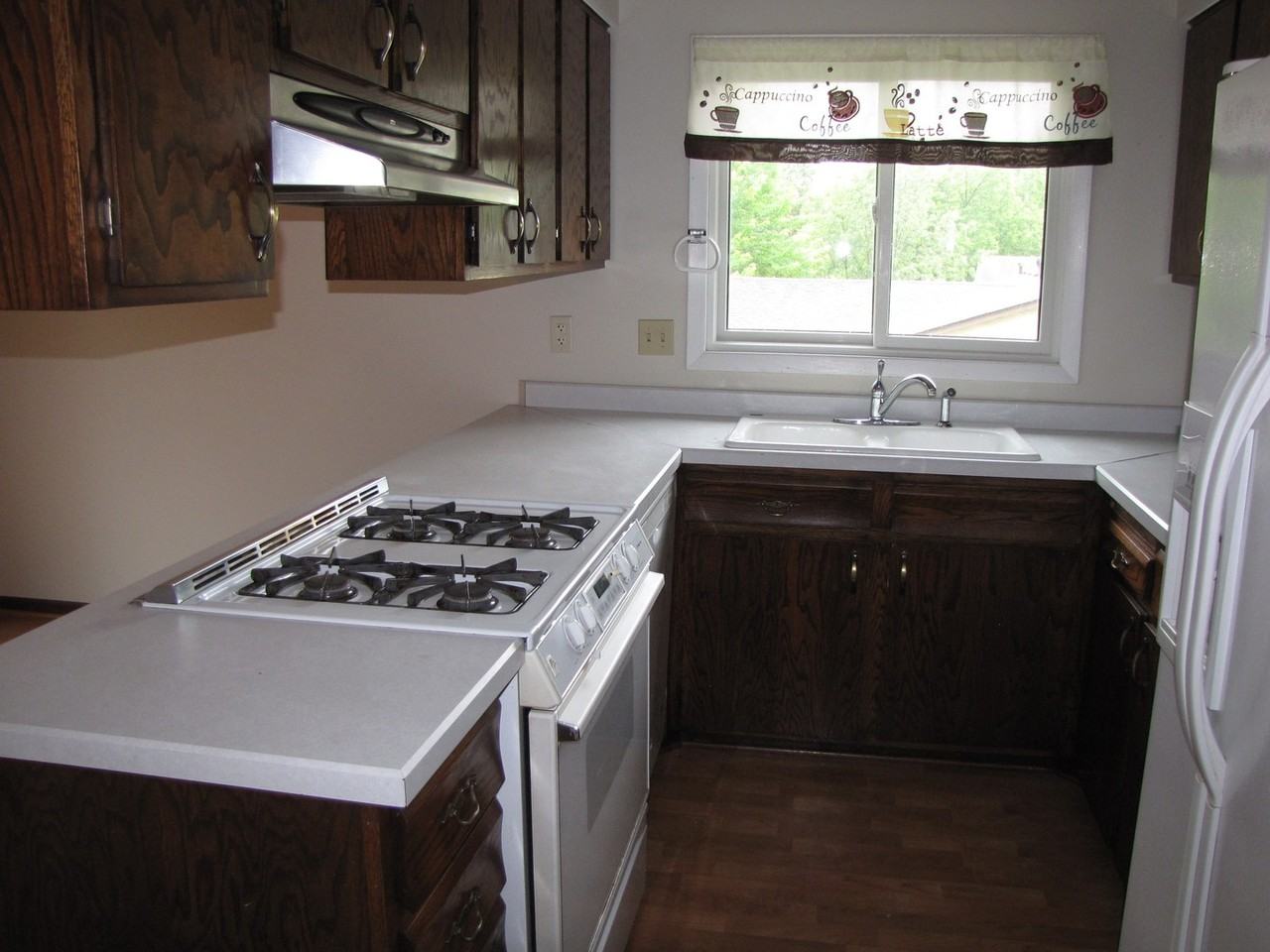 7559 Immanuel Ave S - Photo 3 of 15