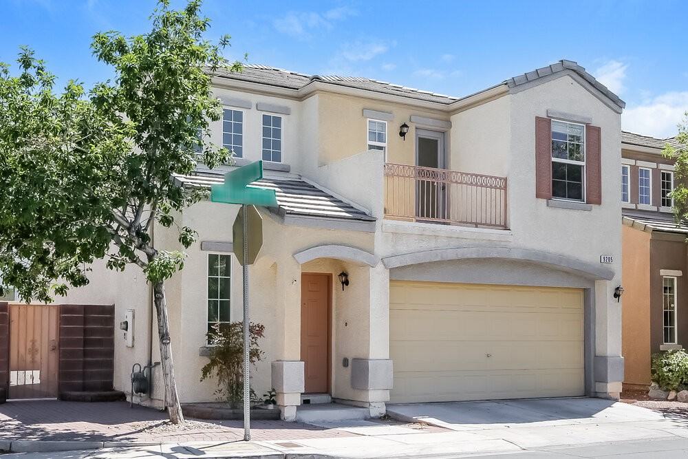 9205 Millikan Ave - Photo 4 of 17