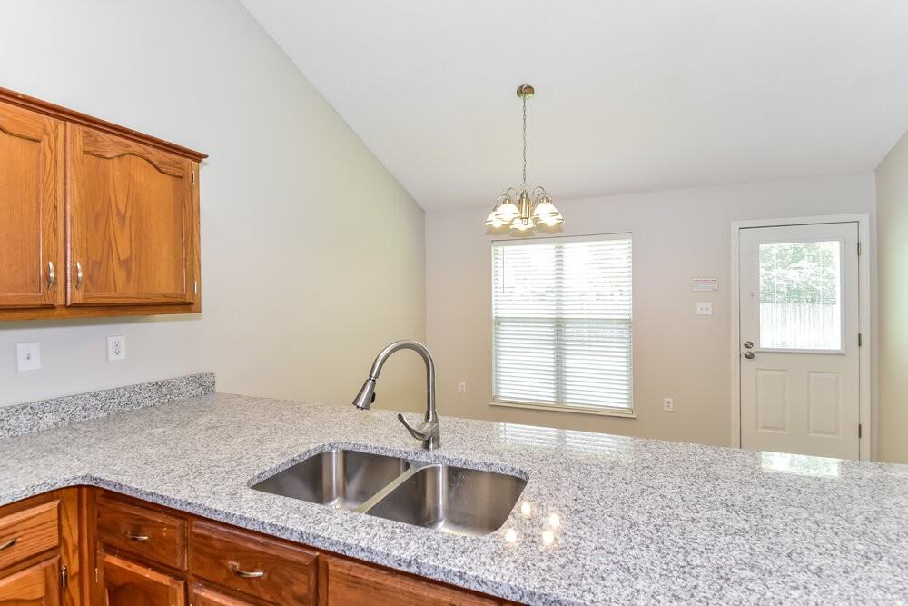 10368 Palmer Cv - Photo 6 of 16