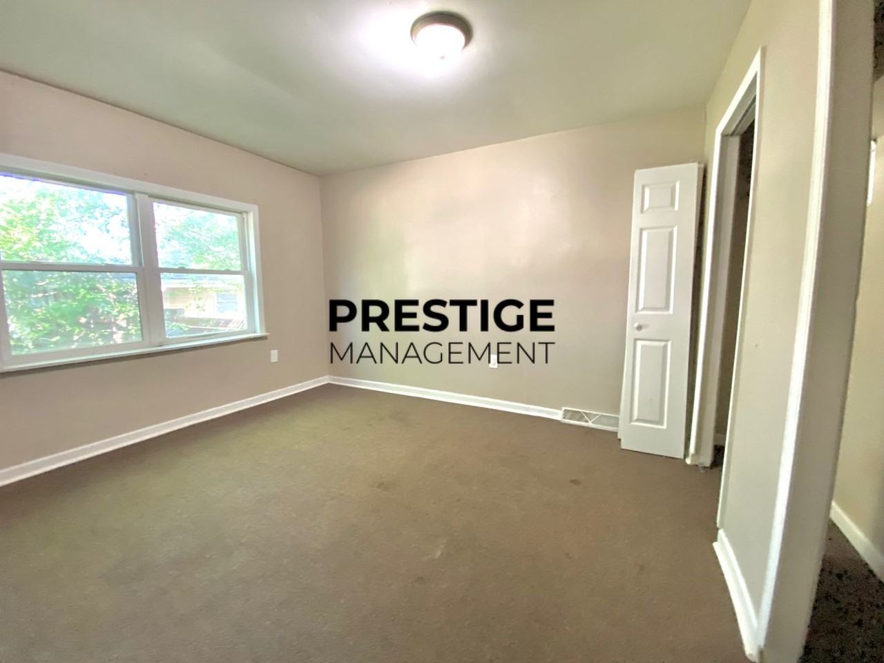 4057 Rhode Island St - Photo 3 of 7