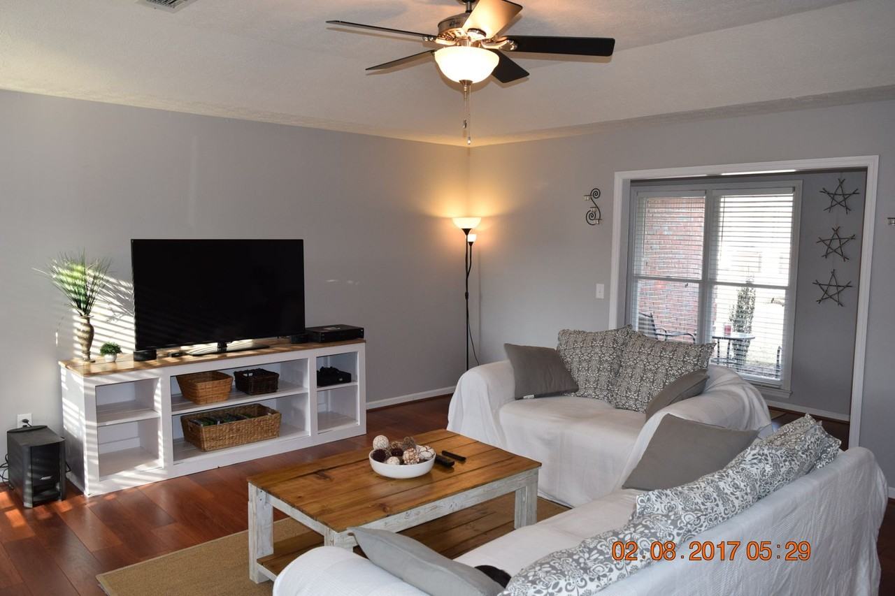 7965 Big Creek Pl - Photo 4 of 18