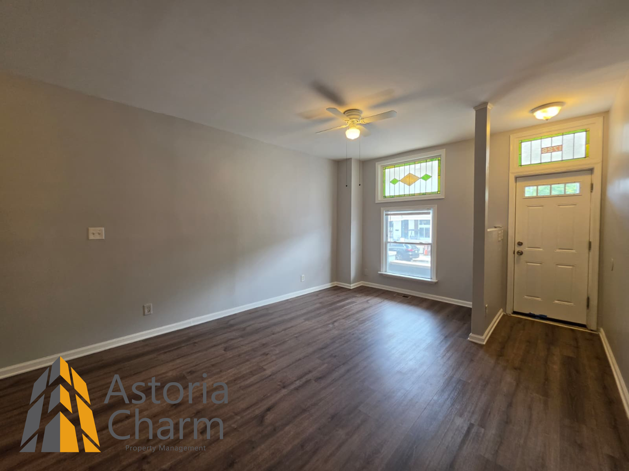 1726 Darley Ave - Photo 5 of 28