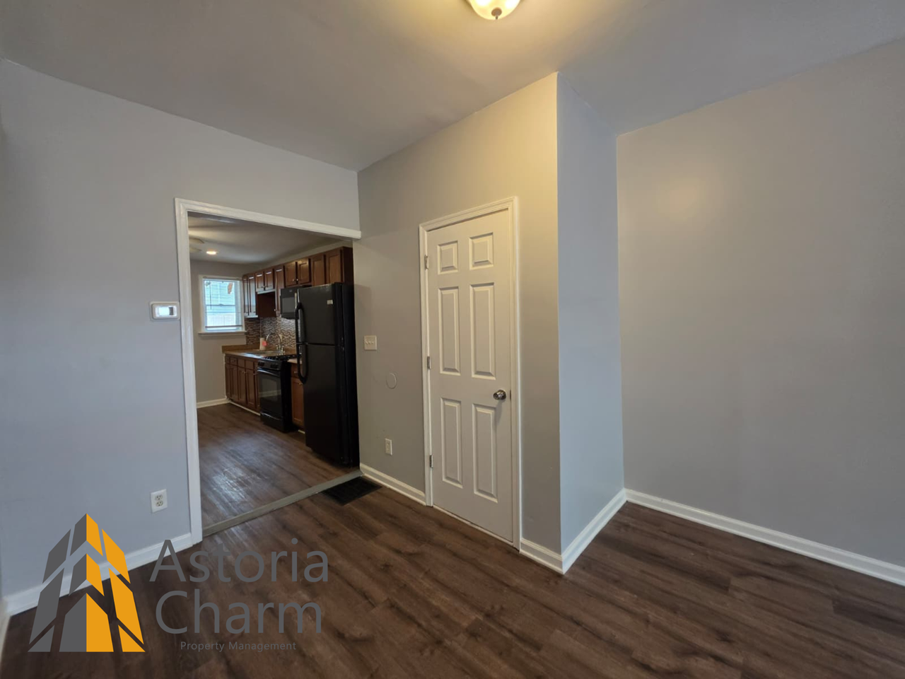 1726 Darley Ave - Photo 6 of 28
